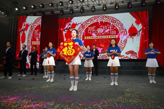 节目18-交通银行A51X8415.JPG